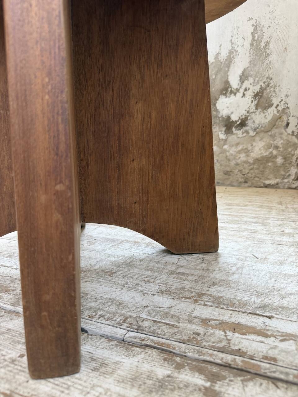 Constructivist gueridon 1950 mahogany