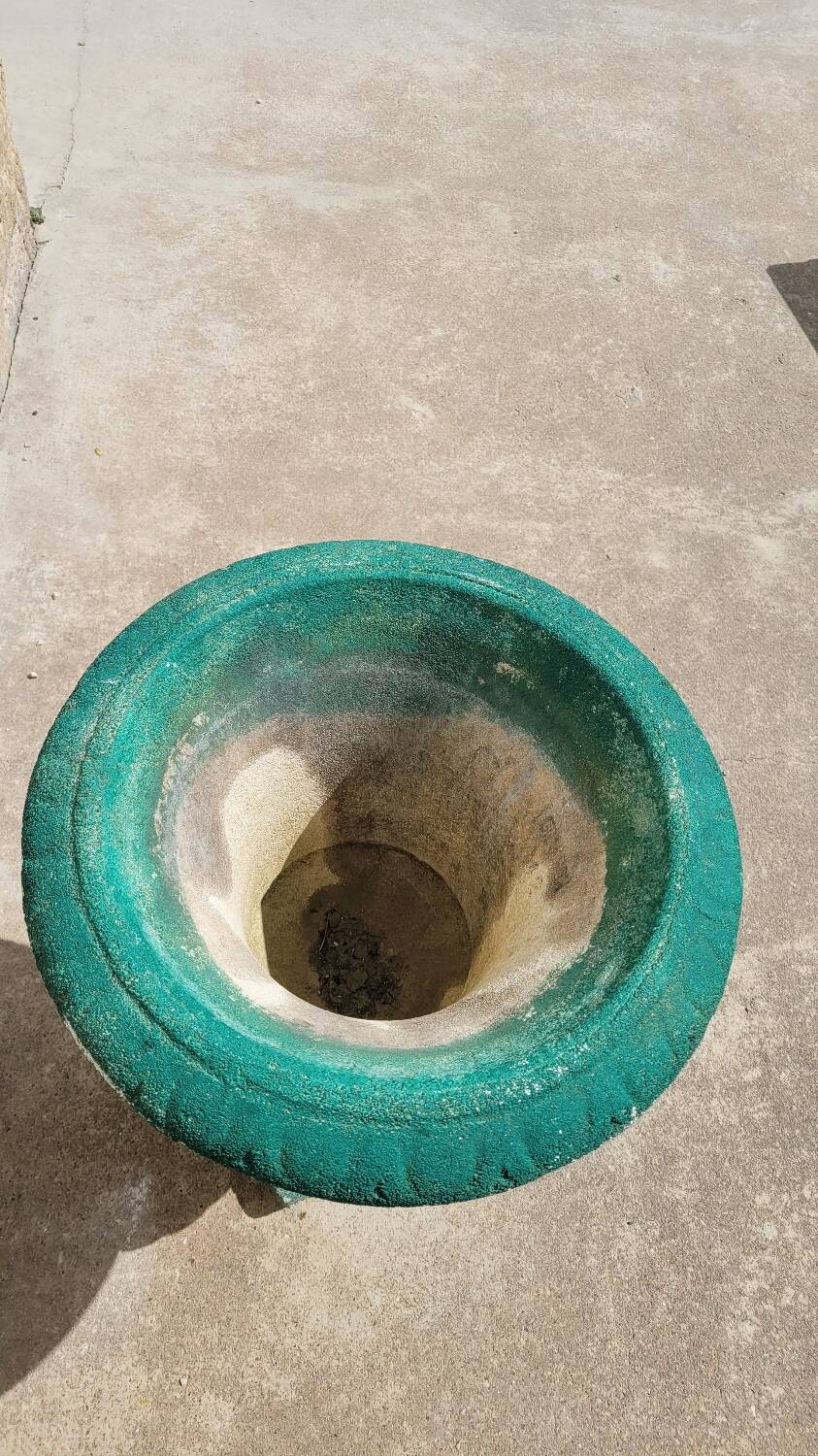 Pair of Medici Vases in old reconstituted stone 1950s