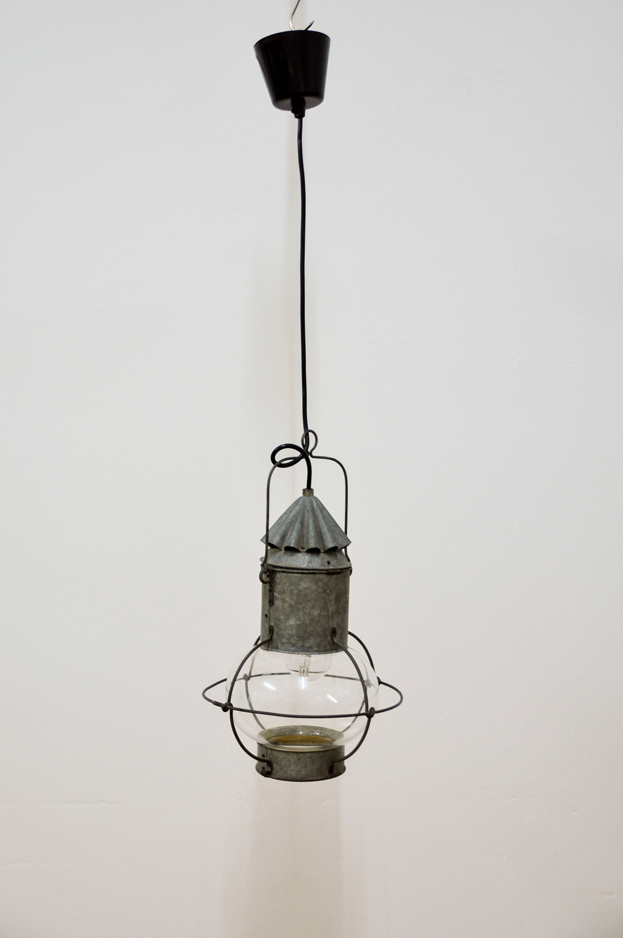 Lampe suspendue extérieure vintage en métal gris