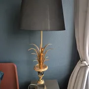 Pineapple lamp