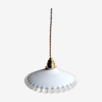 Suspension vintage en opaline