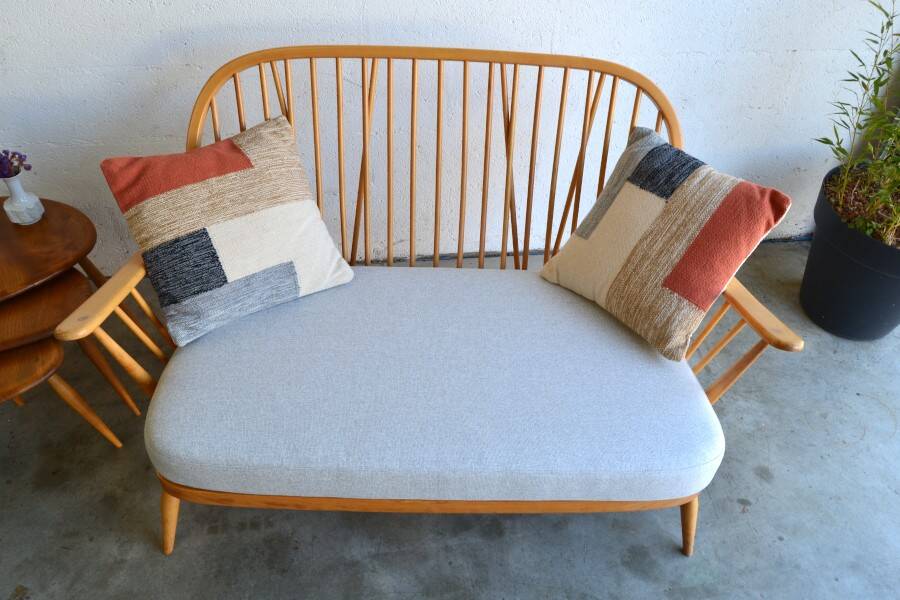 Vintage Scandinavian sofa by Lucian Ercolani 138 cm
