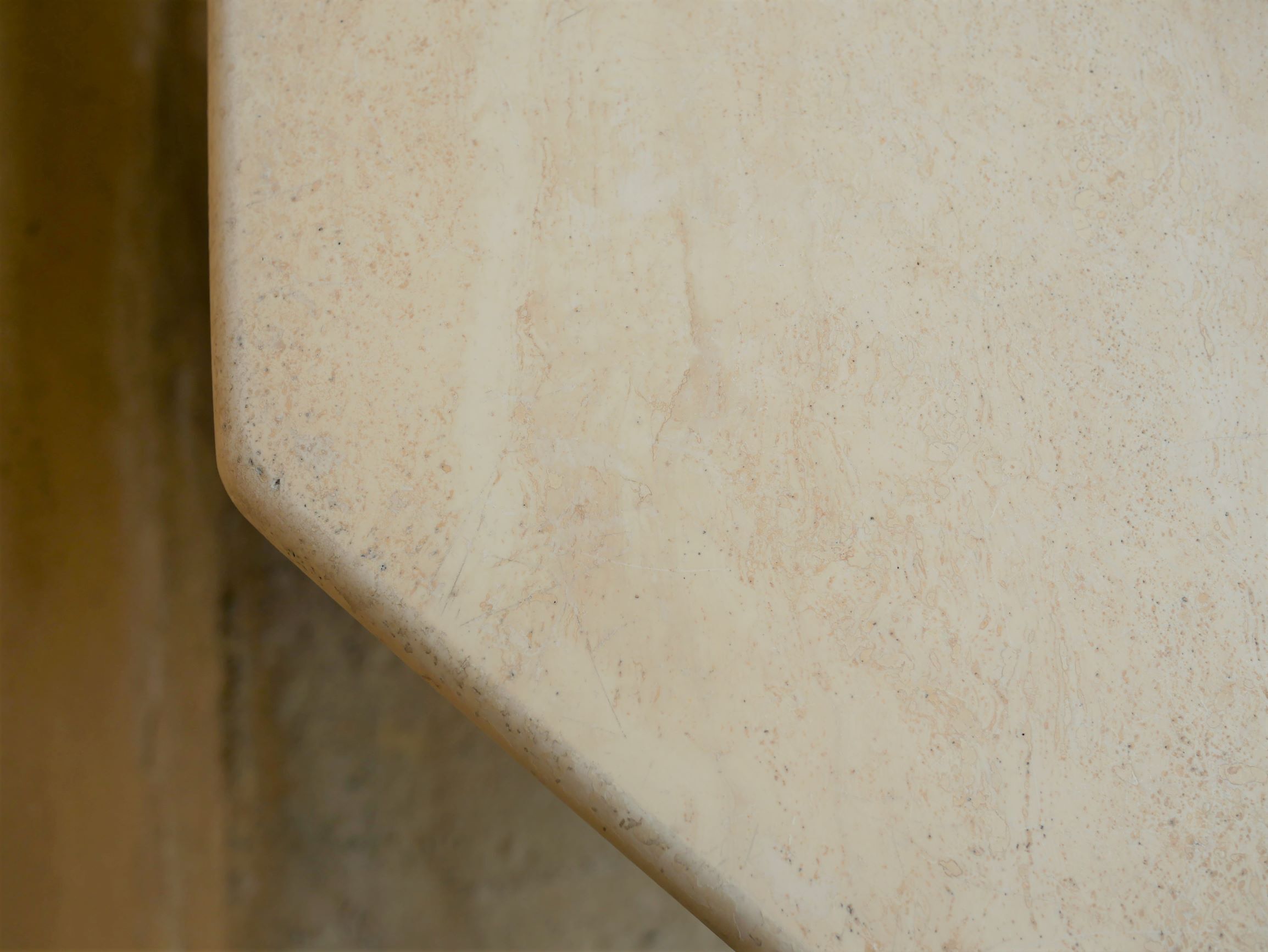 Vintage dining table in travertine by Cinna editions