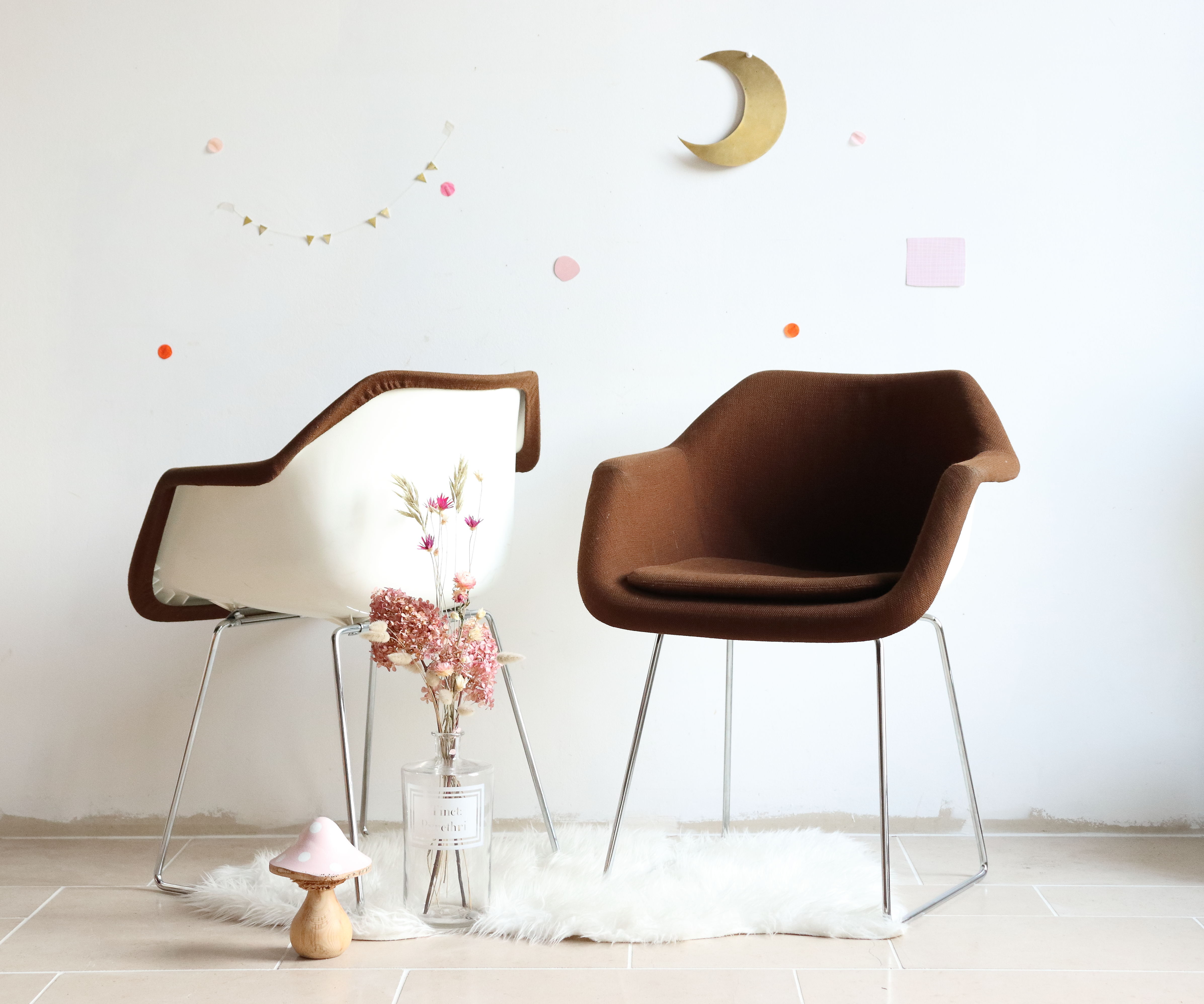 Pair of Robin Day designer armchairs for Hille