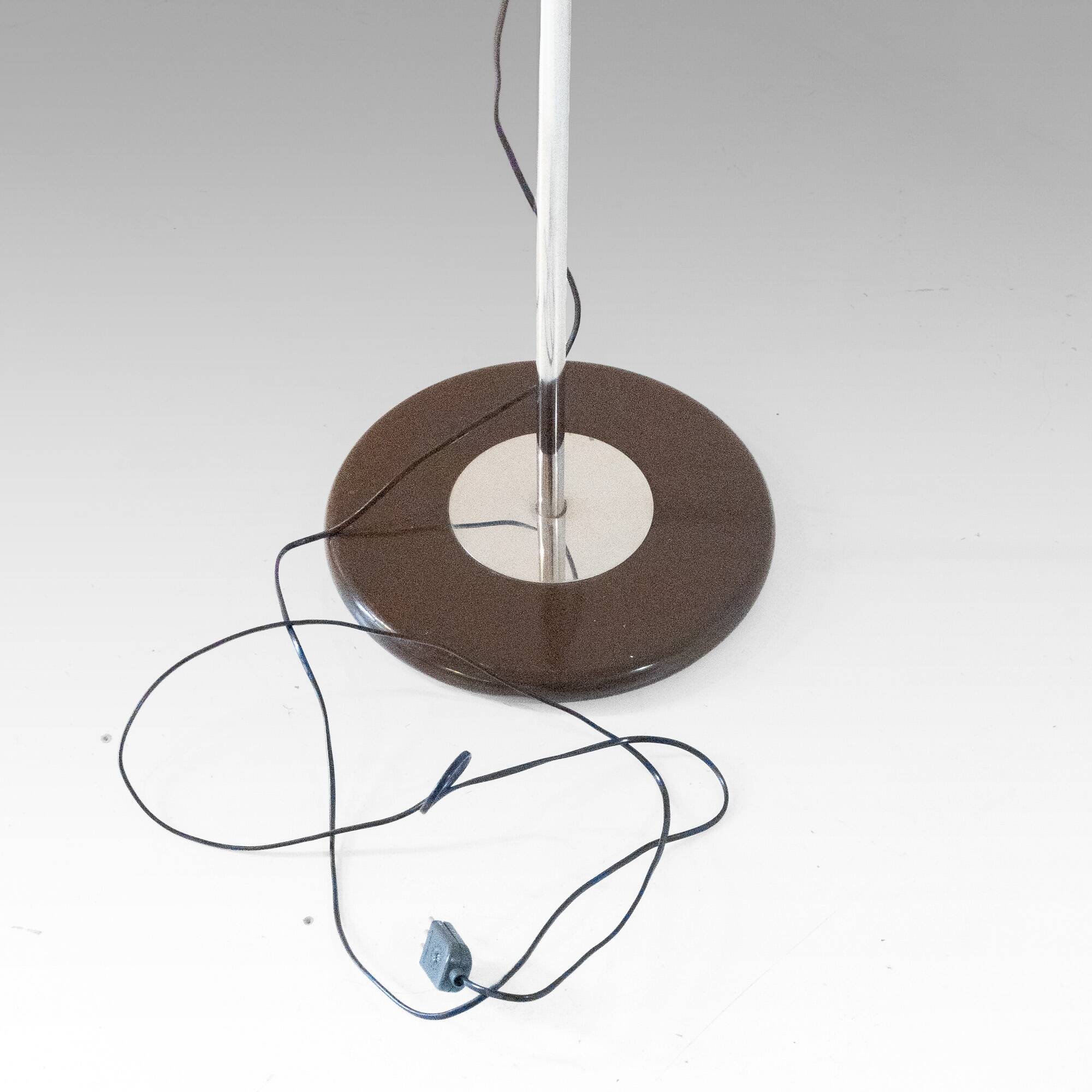 Lampadaire en métal chromé, Italie années 1960