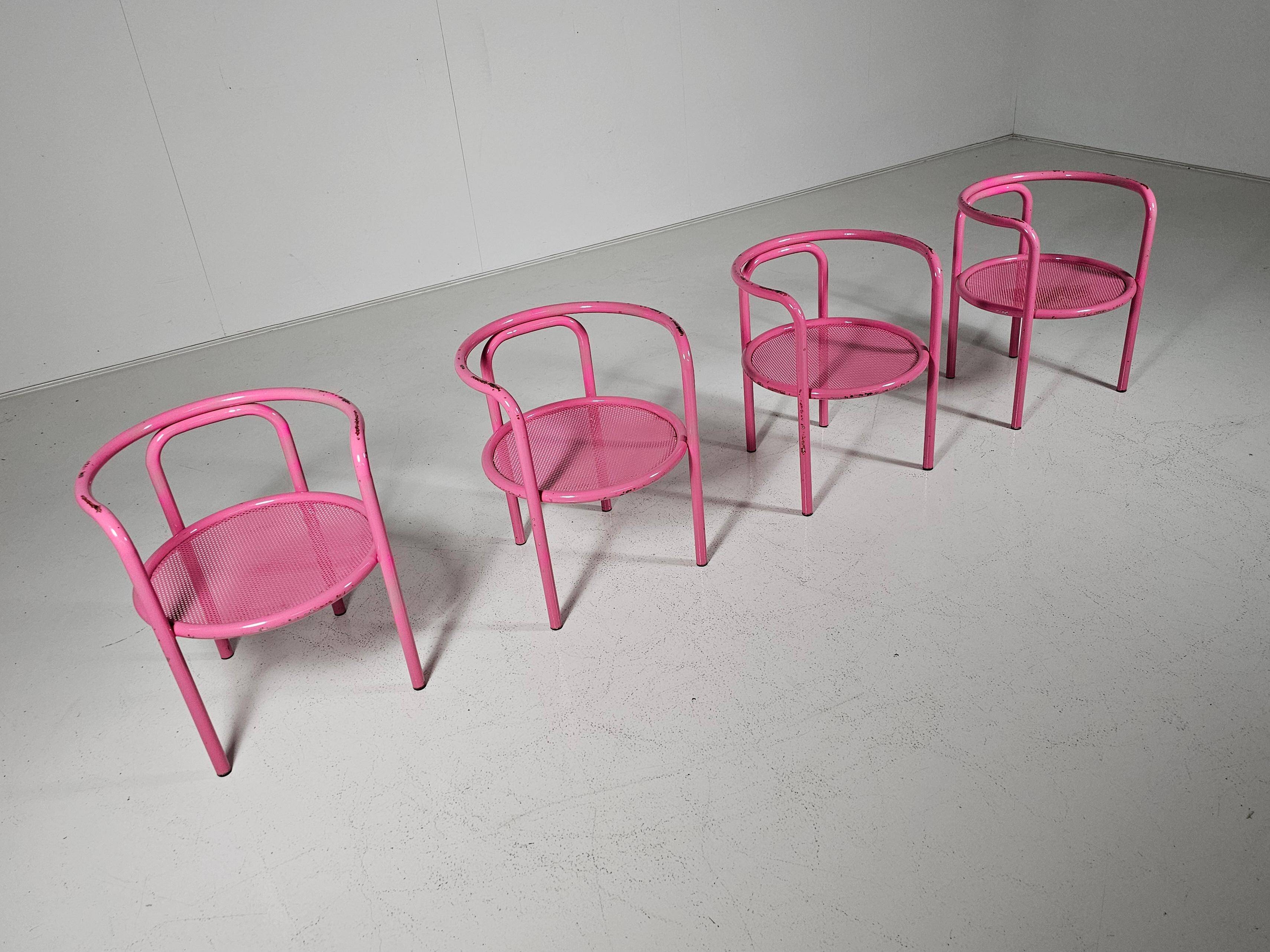 Set of 4 pink Locus Solus chairs by Gae Aulenti for Poltronova, 1960s.