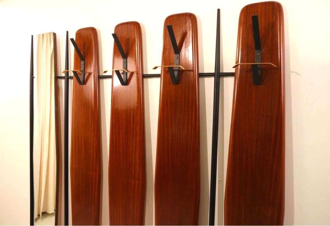 Mirrored italian coat and hat rack