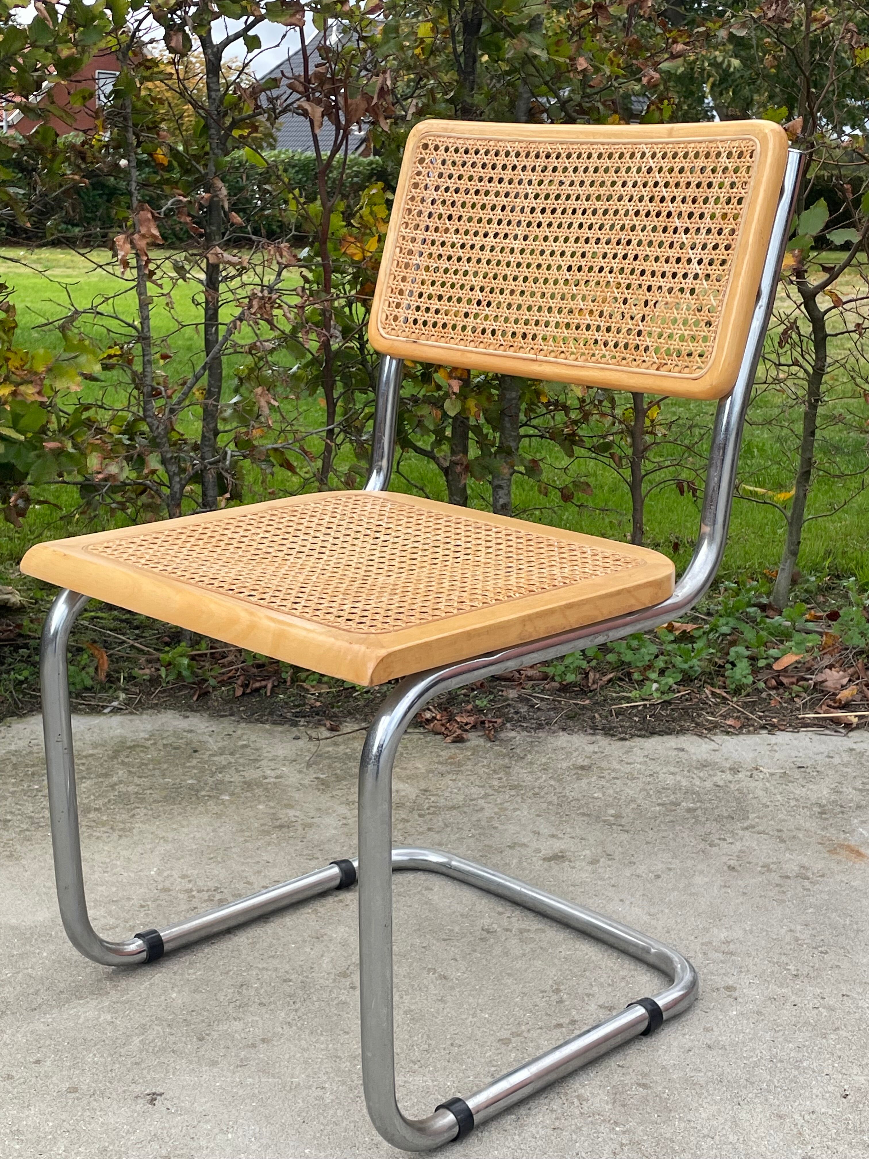 Cesca design chair b32 model in chrome design