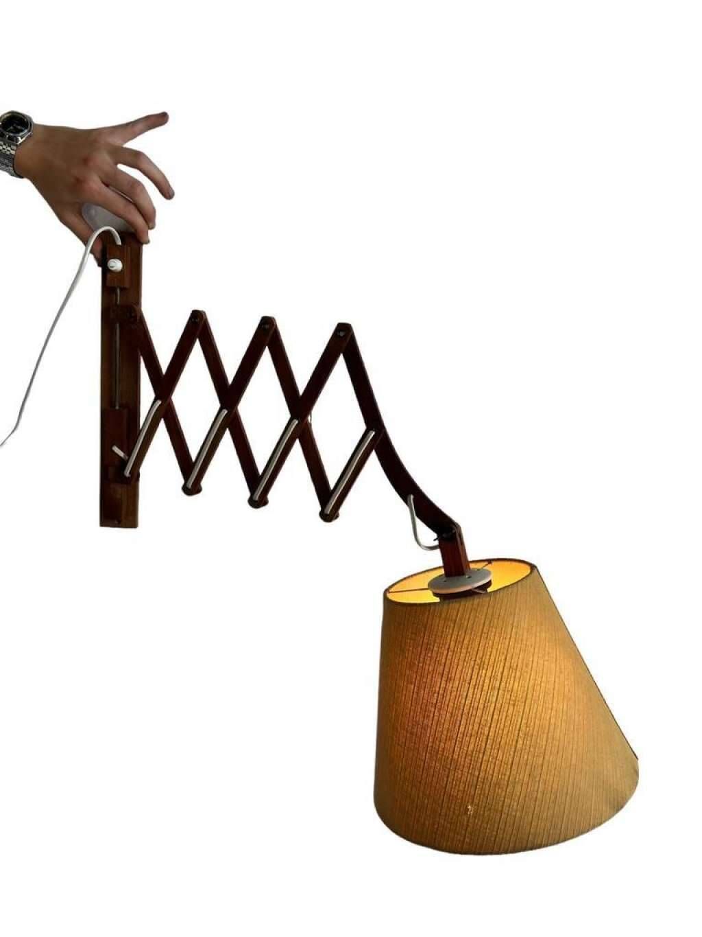 VINTAGE WOODEN WALL LAMP / SCISSOR LAMP WITH LAMPSHADE 'ARO LEUCHTEN'