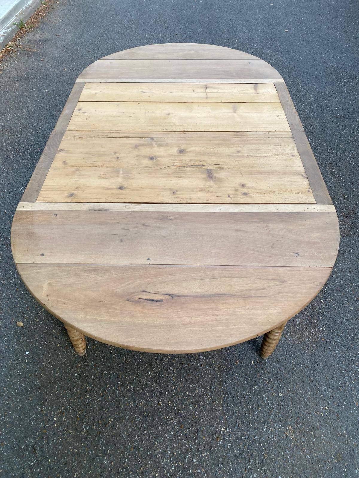 Louis Philippe XVIII century extendable round dining table, renovated, 200cm