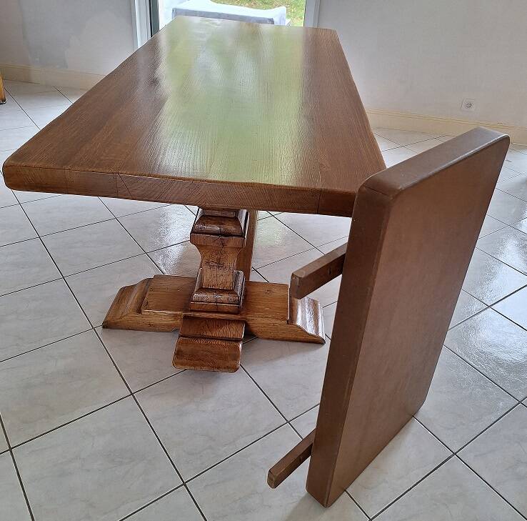 Table de repas style Monastère en chêne massif