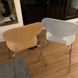 ANT ARNE JACOBSEN CHAIRS