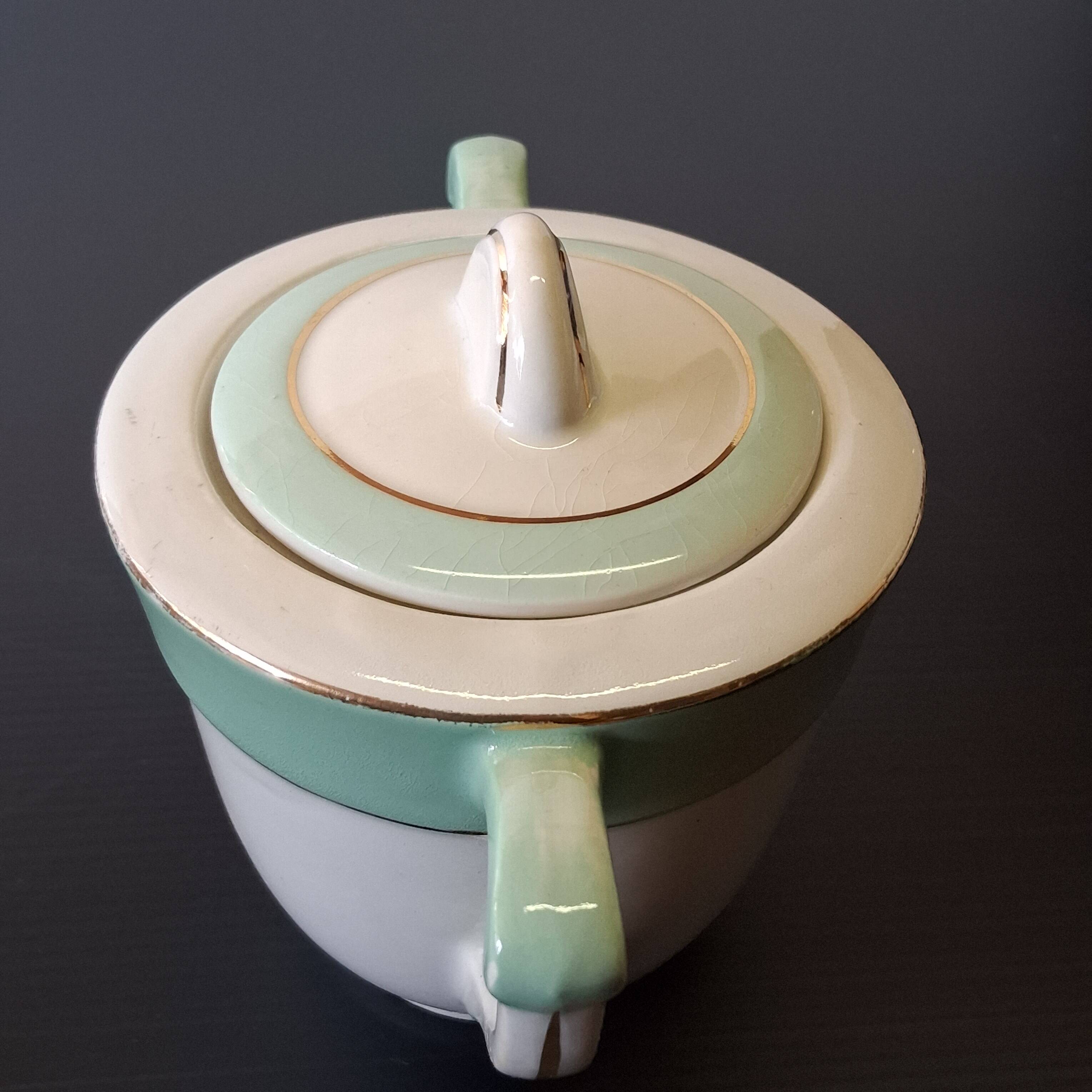 Old mint green sugar bowl from Moulin des Loups, model "Gondé", in good condition.