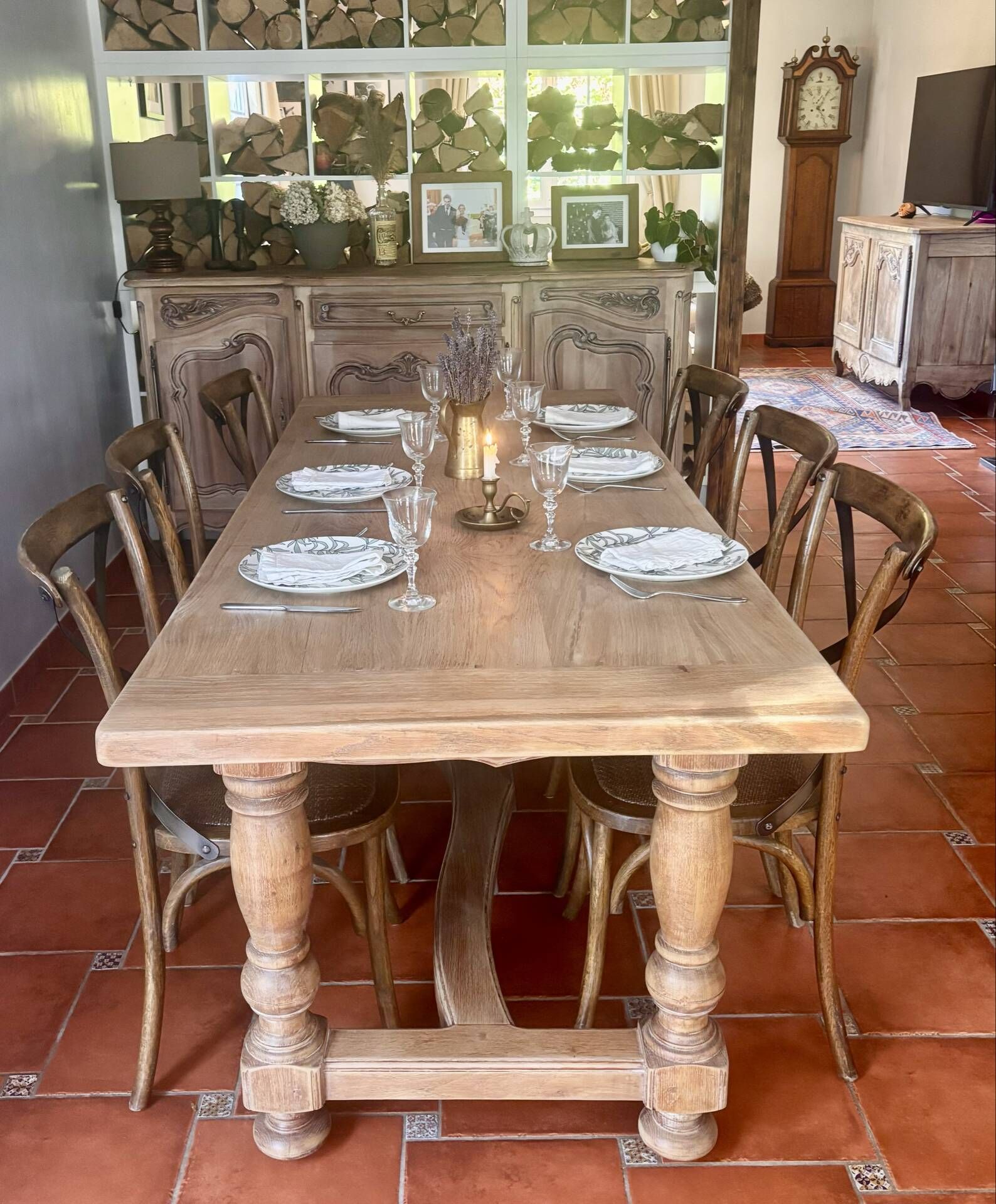 Large Restored Solid Oak Dining Table – Whitewashed Finish