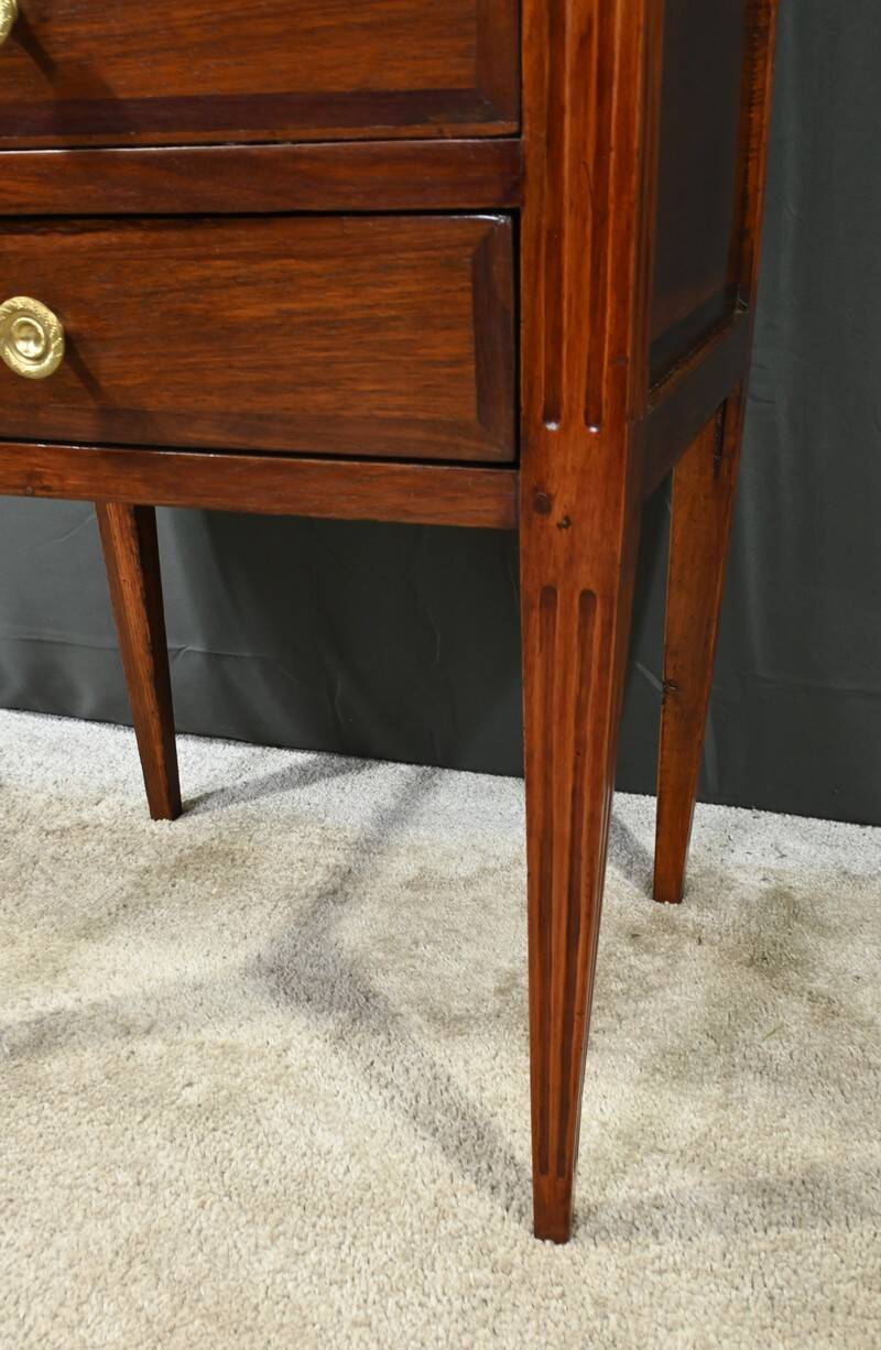 Mahogany chest of drawers, Louis XVI period – Late 18th century