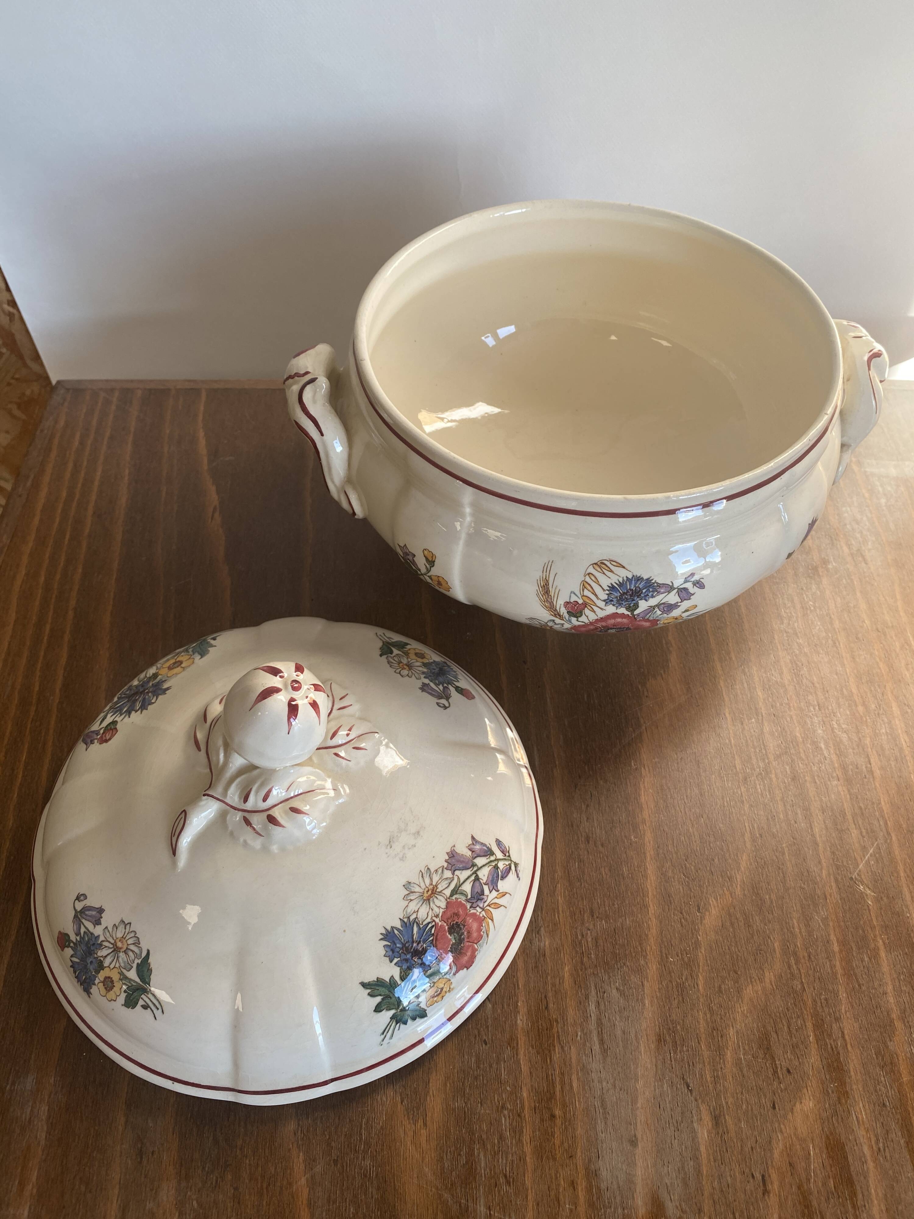 Agreste Sarreguemines soup tureen