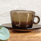 Six tasses à café en verre fumé