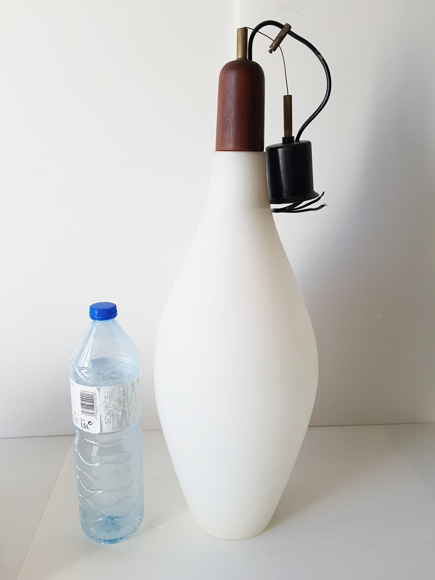Exceptional luster Scandinavian giant suspension in opaline and teak 1960 vintage 60s Danish light drop