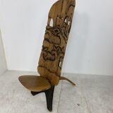 Chaise tribale sculptée à la main Afrique années 1960