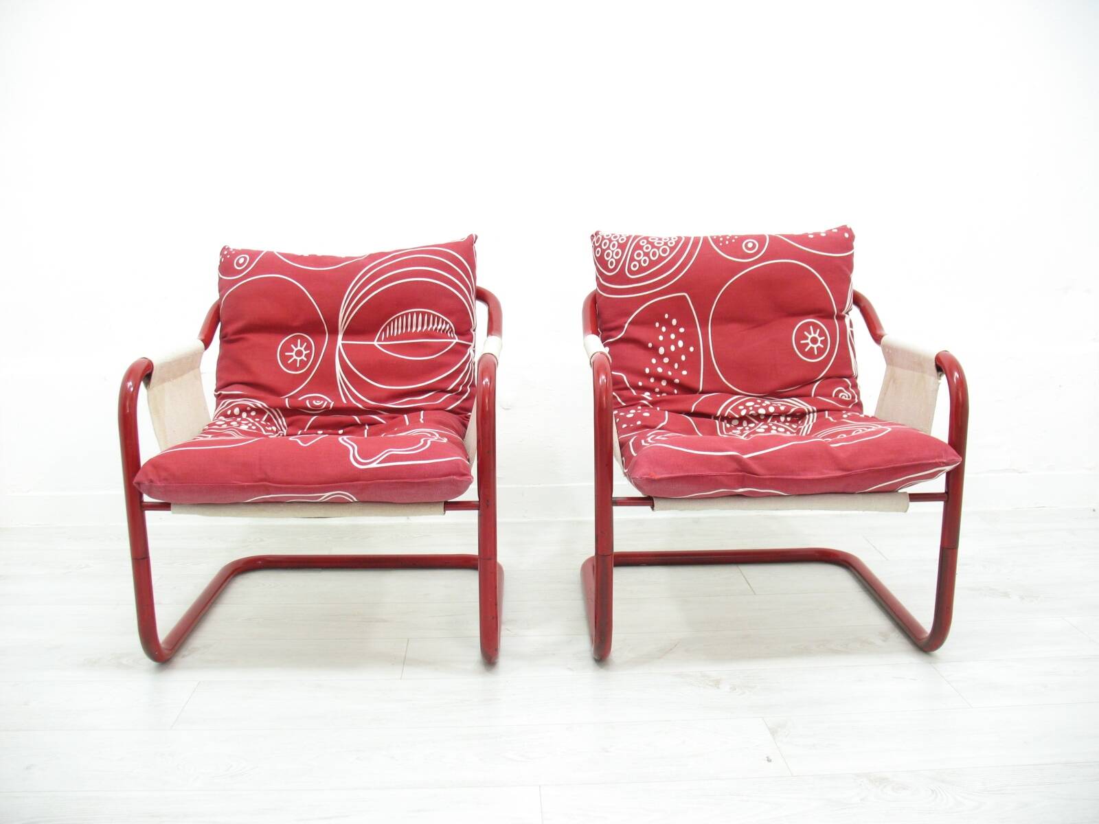 Vintage Tubular Chairs, 1970s