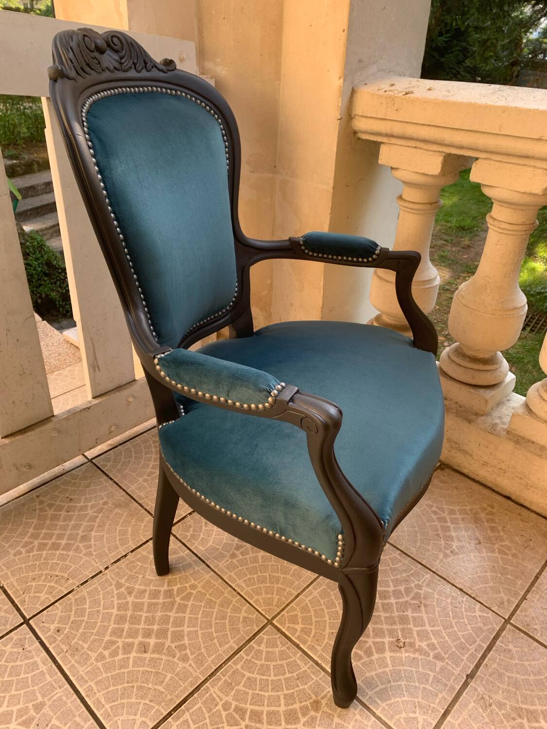 Duck blue armchair