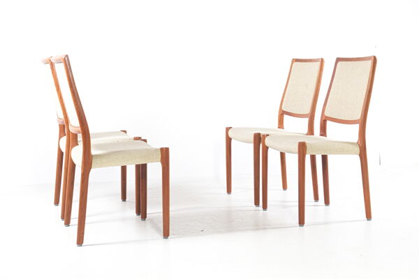 4 chaises par Niels Otto Moller, Danemark