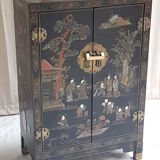 Chinese Bahut in 2-door laque