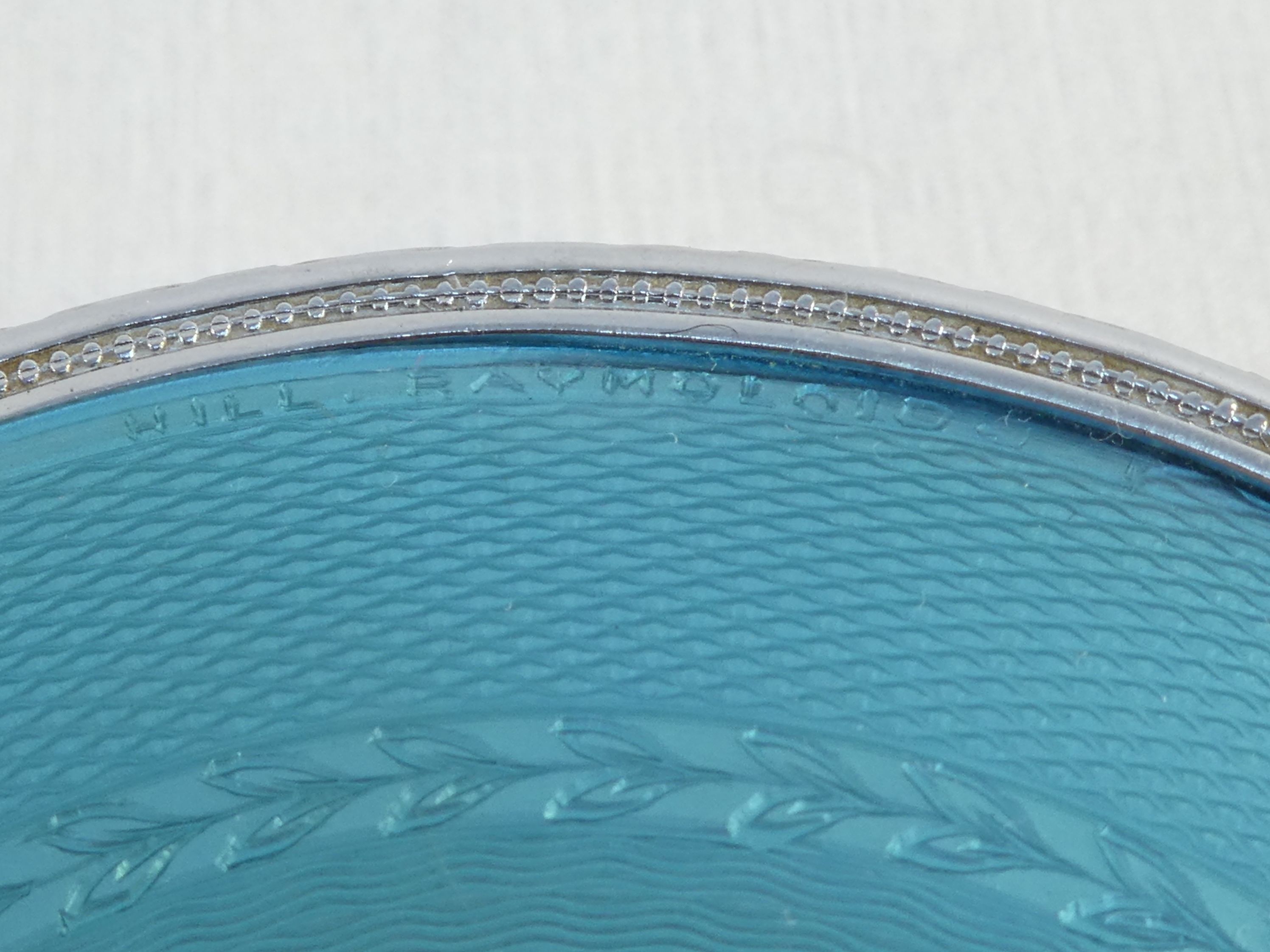 HILL RAYMOLOID glass cotton box
