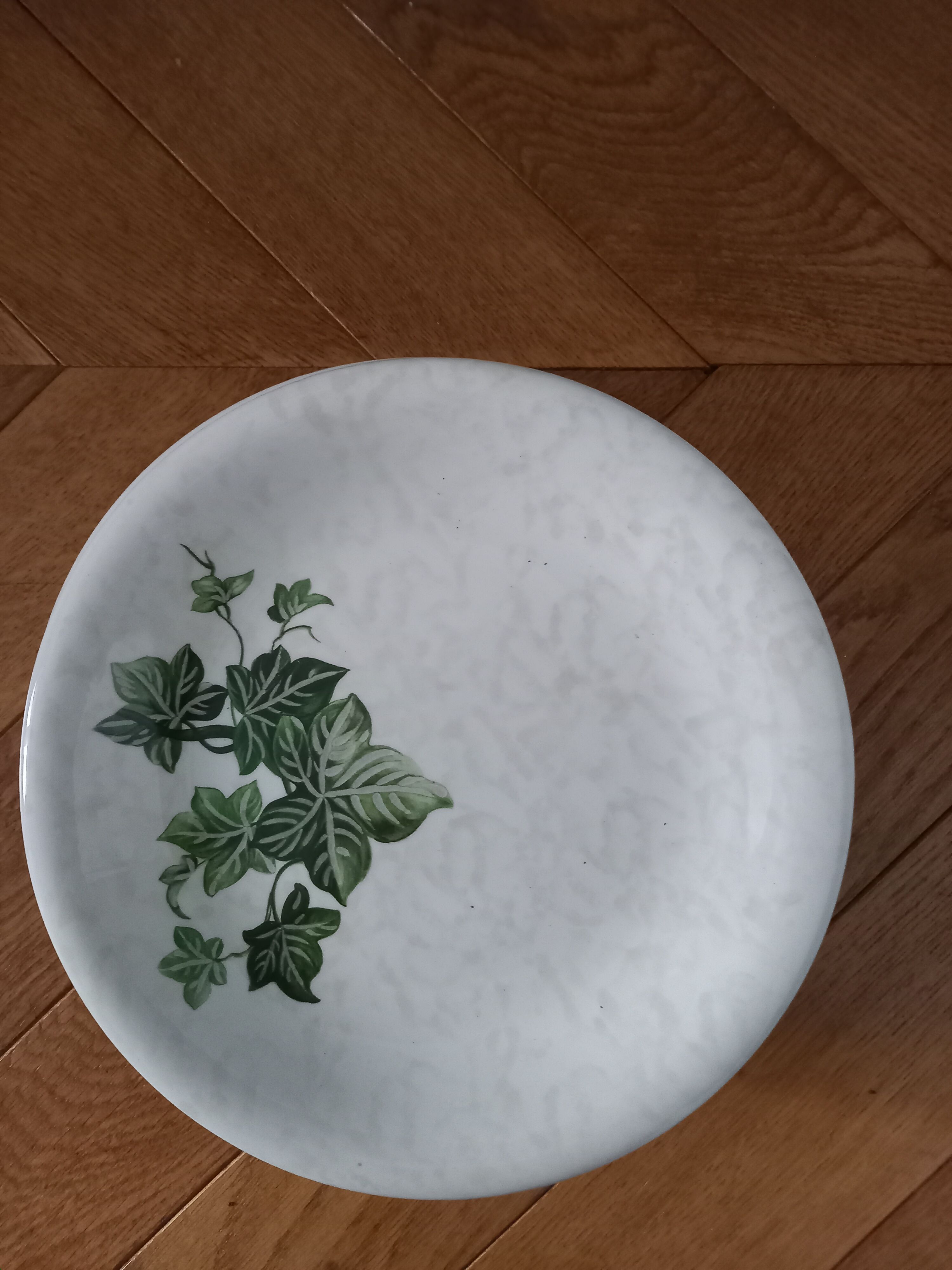 Set of 6 ceramic plates