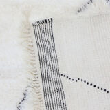 Beni ouarain berber carpet classic 182 x 264 cm