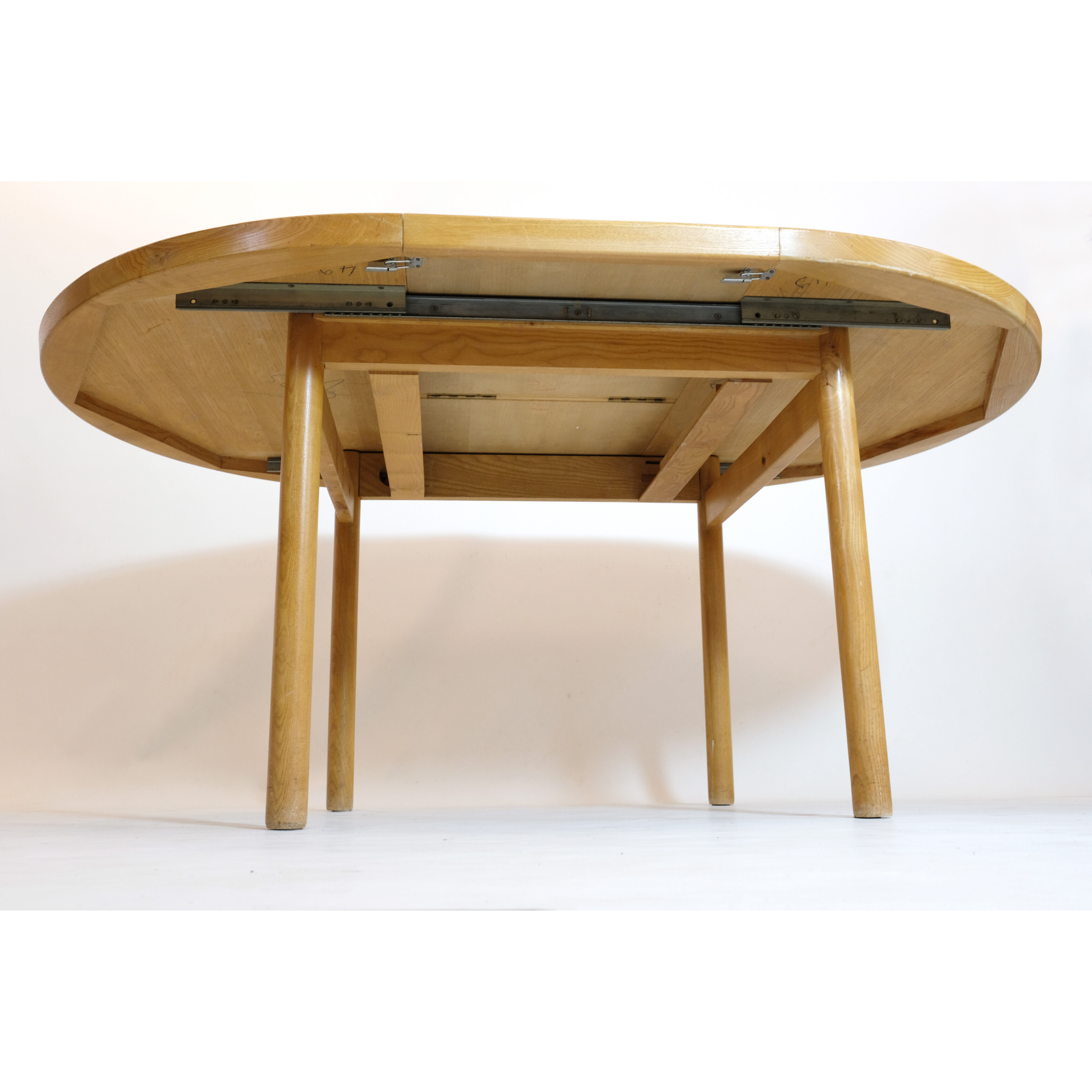 Extendable Dordogne table, Sentou, 1970s