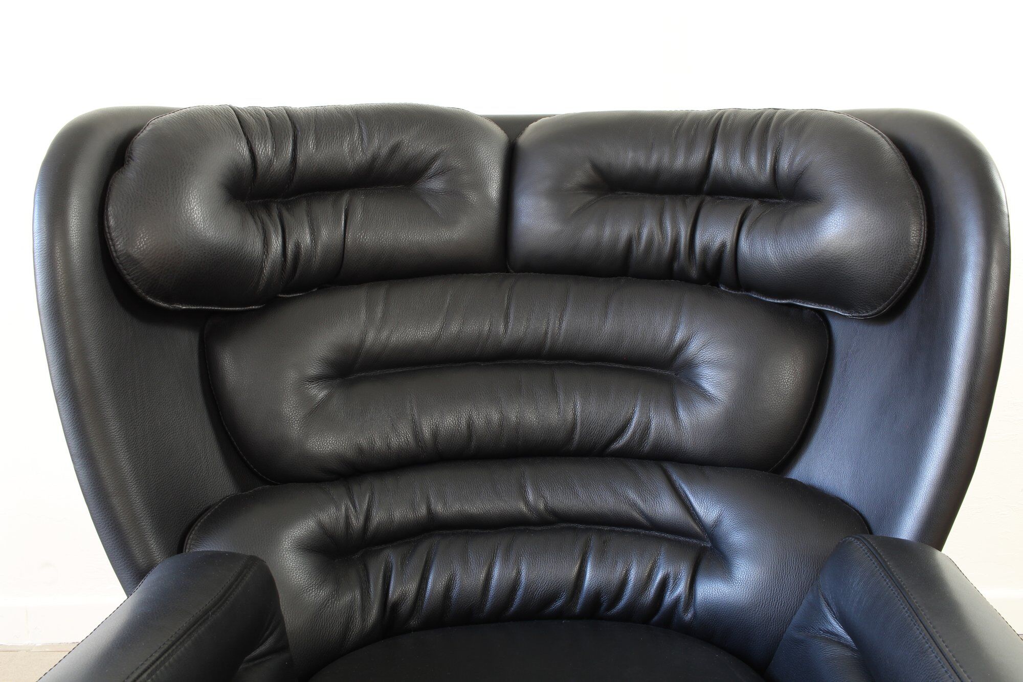 Joe Colombo Elda Chair + Ottoman in Black Leather and White Fiberglass Shell