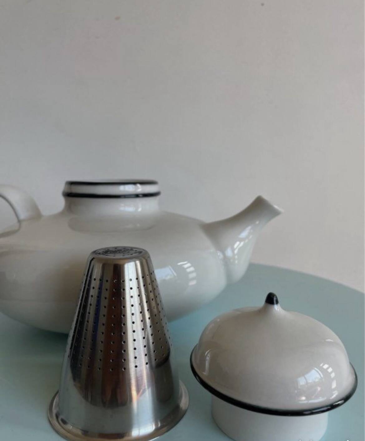 Scandinavian teapot Inger Persson Rorstrand 1968