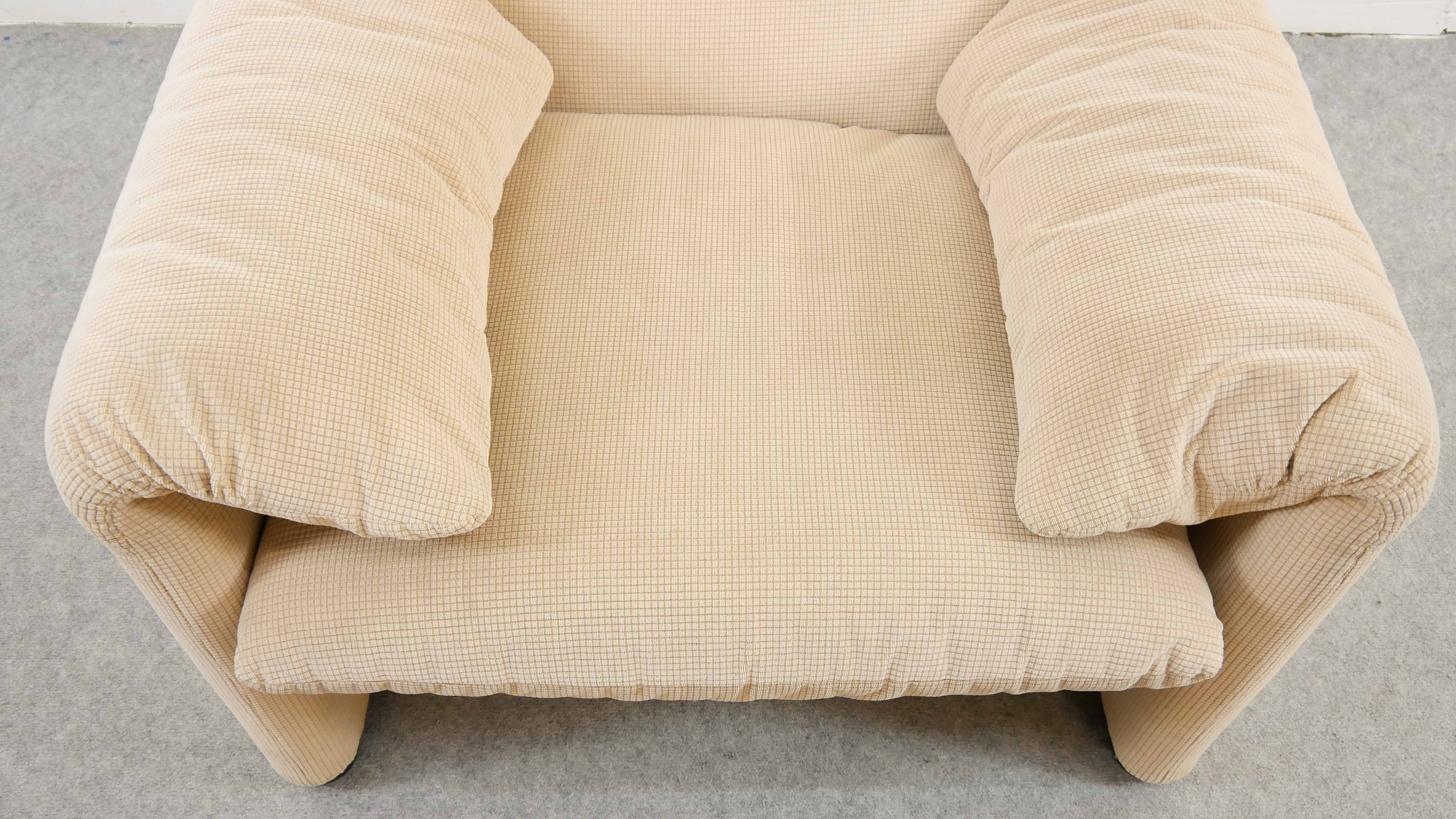 Set of Maralunga 2-seater & armchair by Vico Magistretti for Cassina, Italy