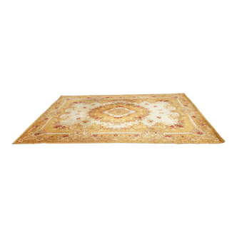 Tapis néo classique