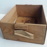 Caisse bois laiterie Charentes
