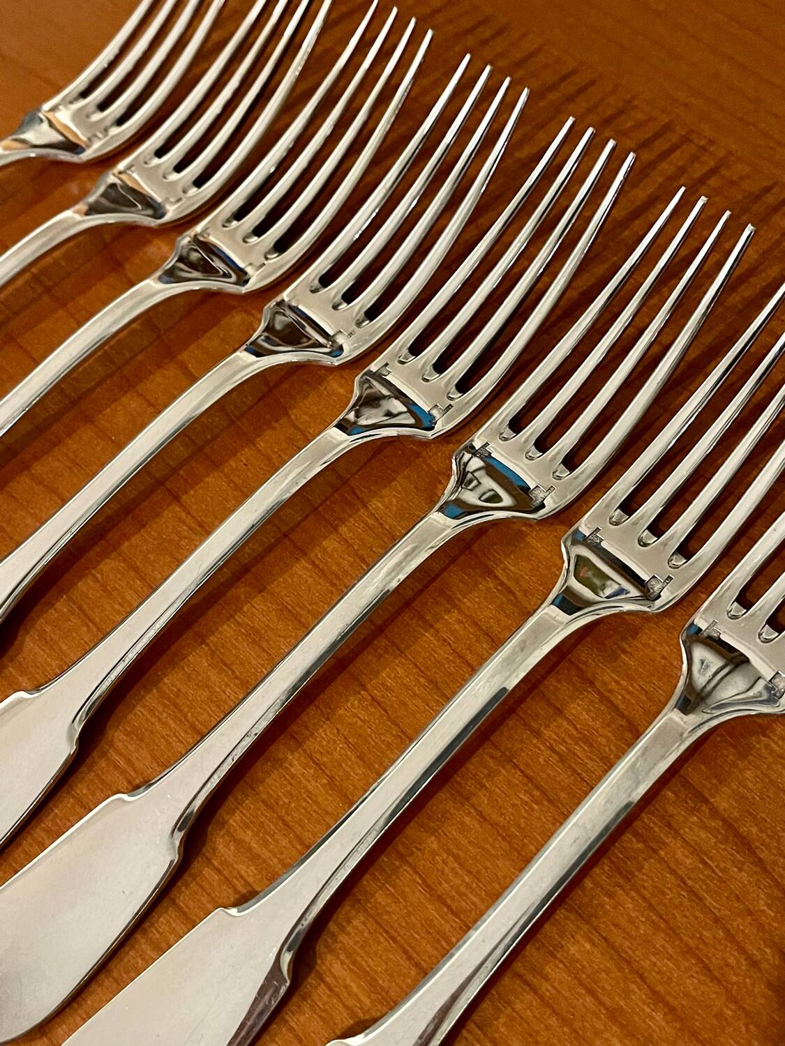 8 fourchettes 20,5 cm christofle cluny vieux paris très bon état