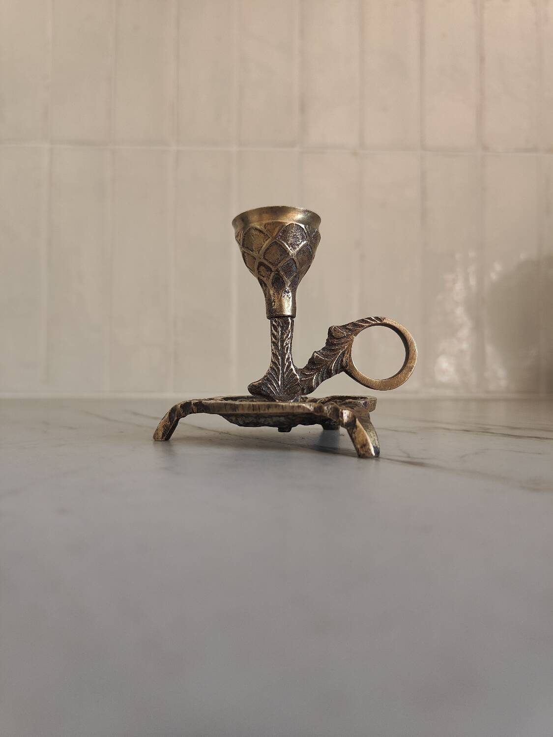 Candle holder