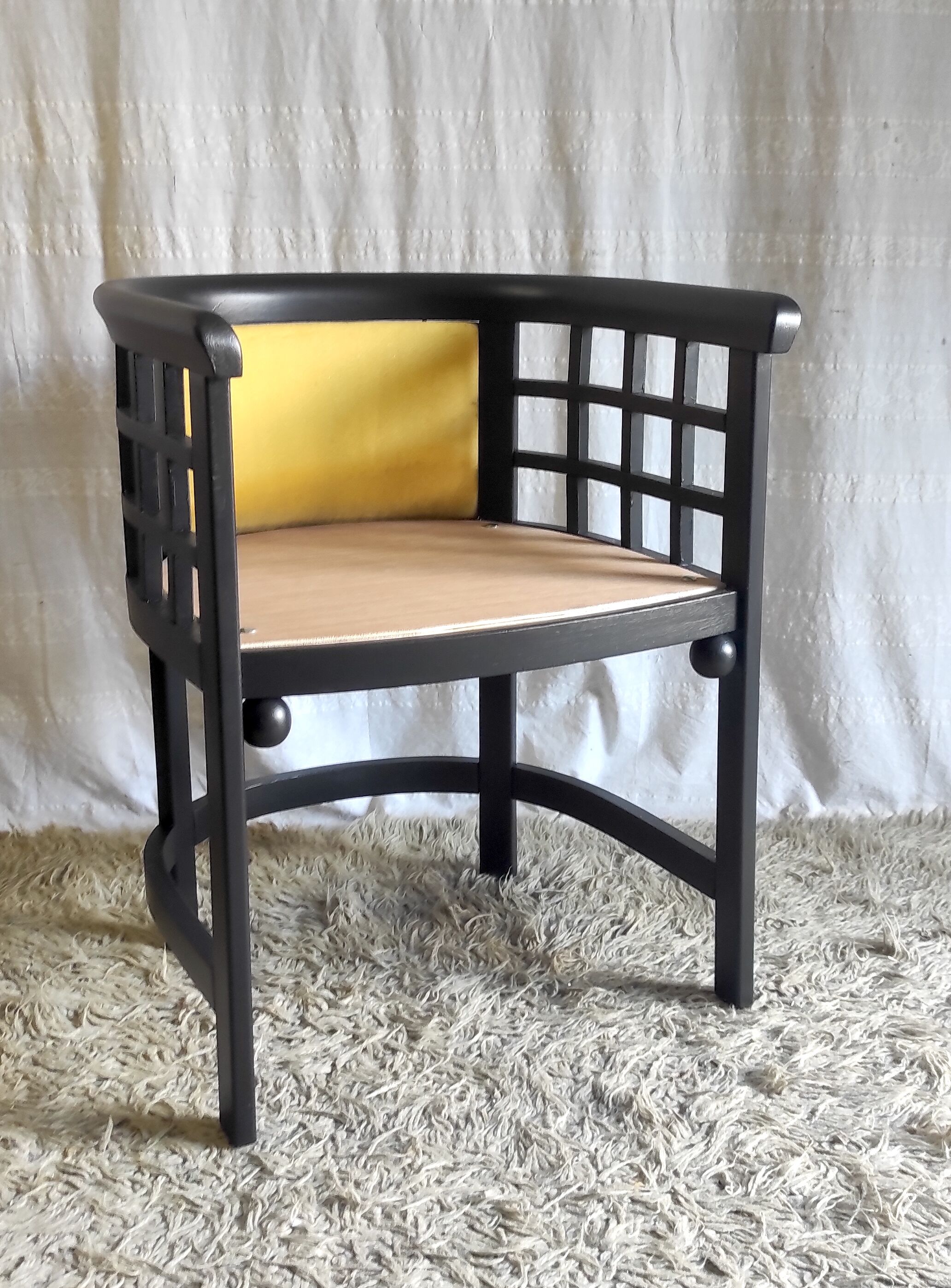 Art Deco Bauhaus style bentwood chair