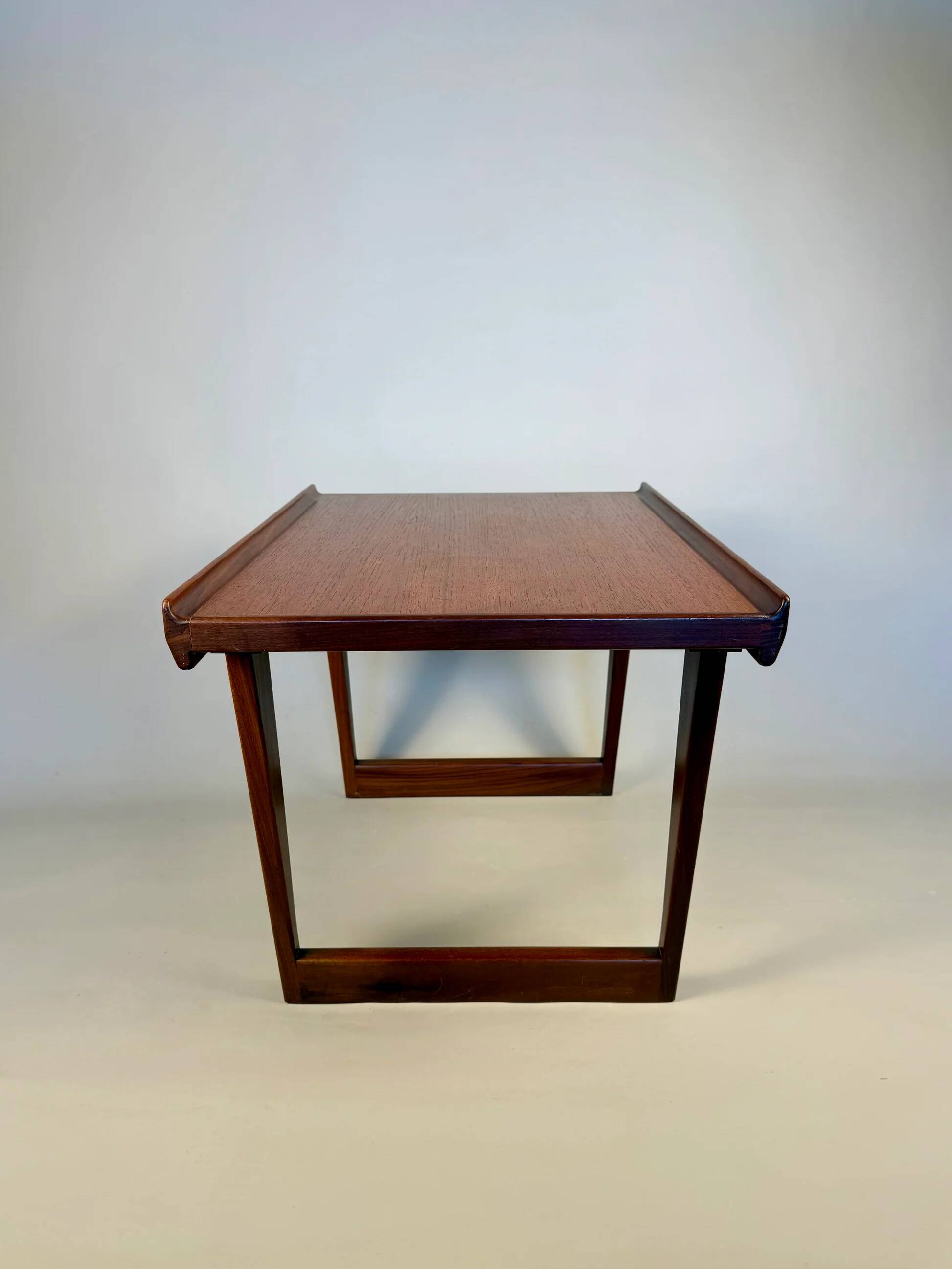 Table basse Lovig, Danemark, 1967, design scandinave
