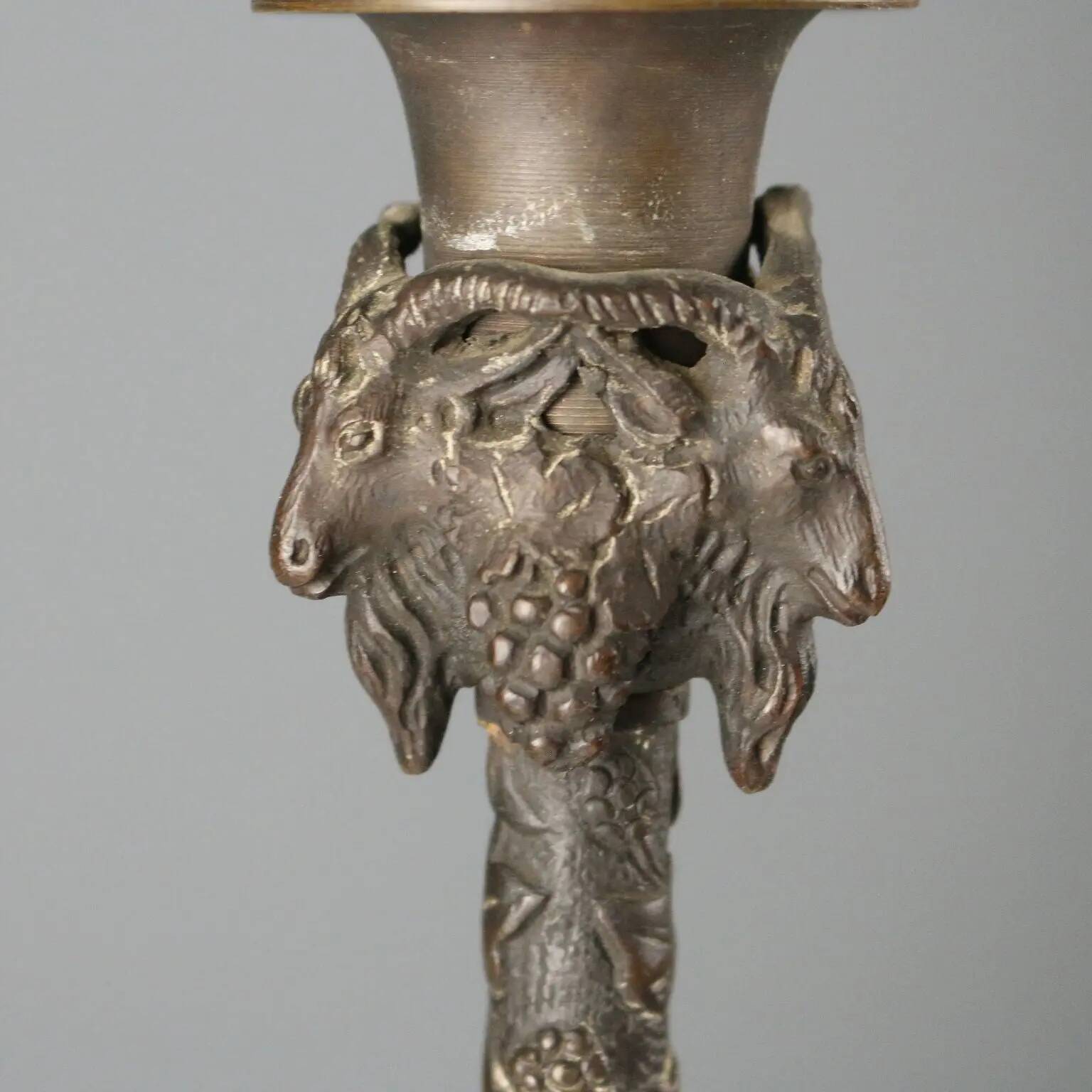 Lampe ancienne style Christophe Fratin en bronze, début XXe siècle