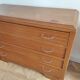 Commode en bois vintage