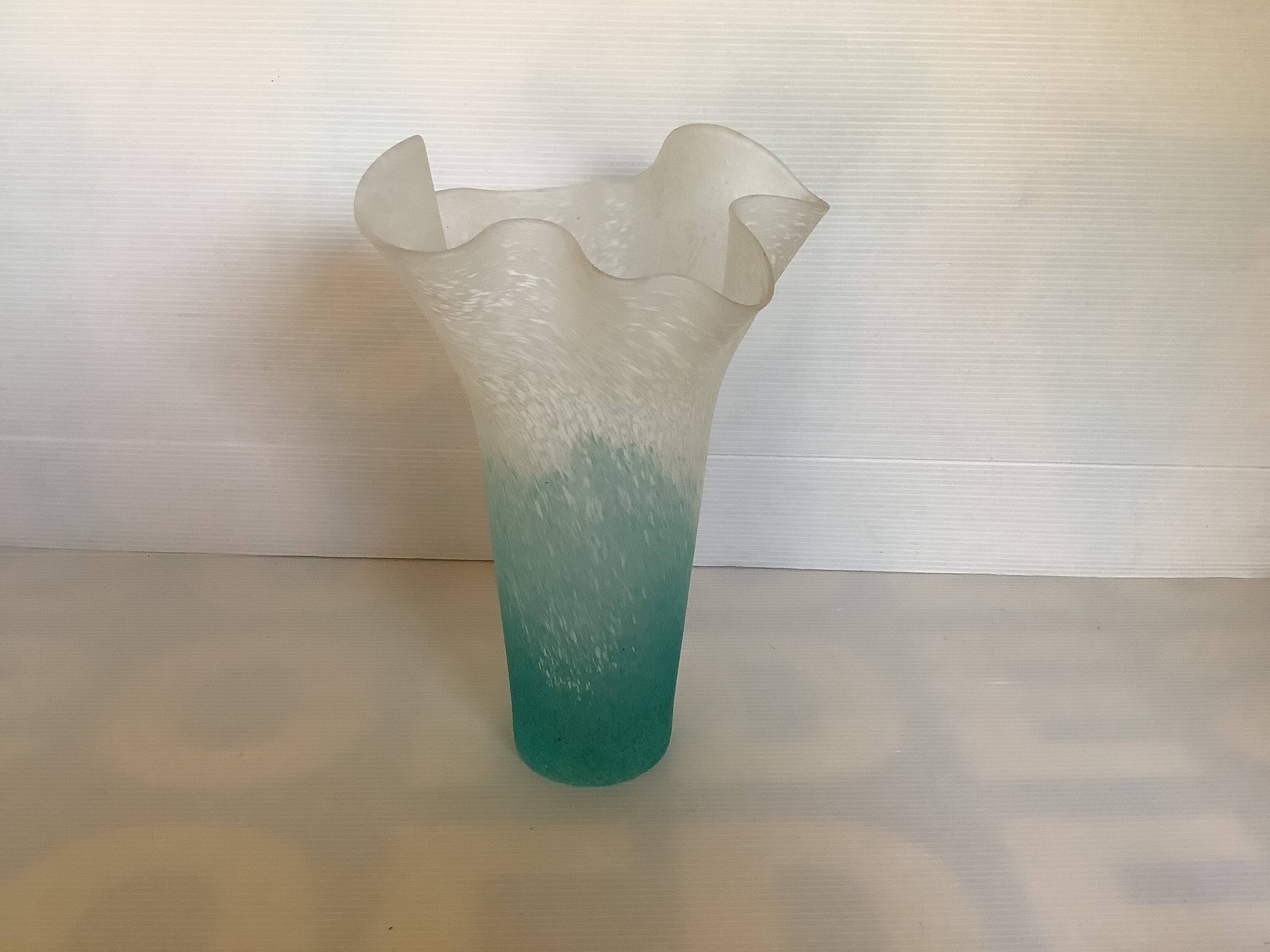 Two-tone glass paste handkerchief vase