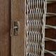Armoire en bois et rotin