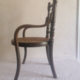 Ancien fauteuil d'enfant en bois courbé Fischel