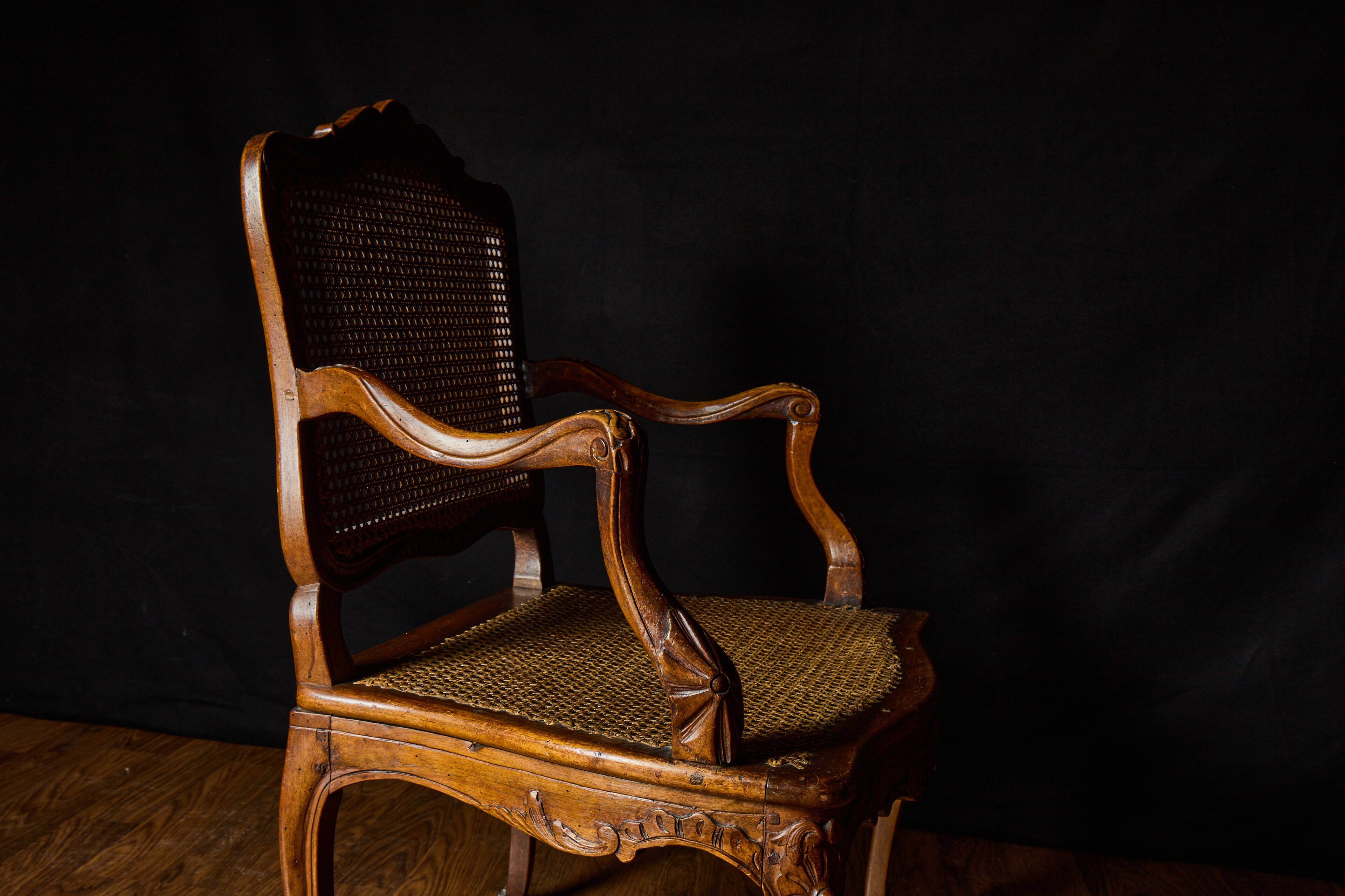 🪑 Pair of Louis XV caned armchairs in carved solid wood