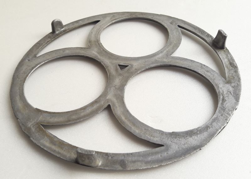 Flat bottom 20cm metal diameter