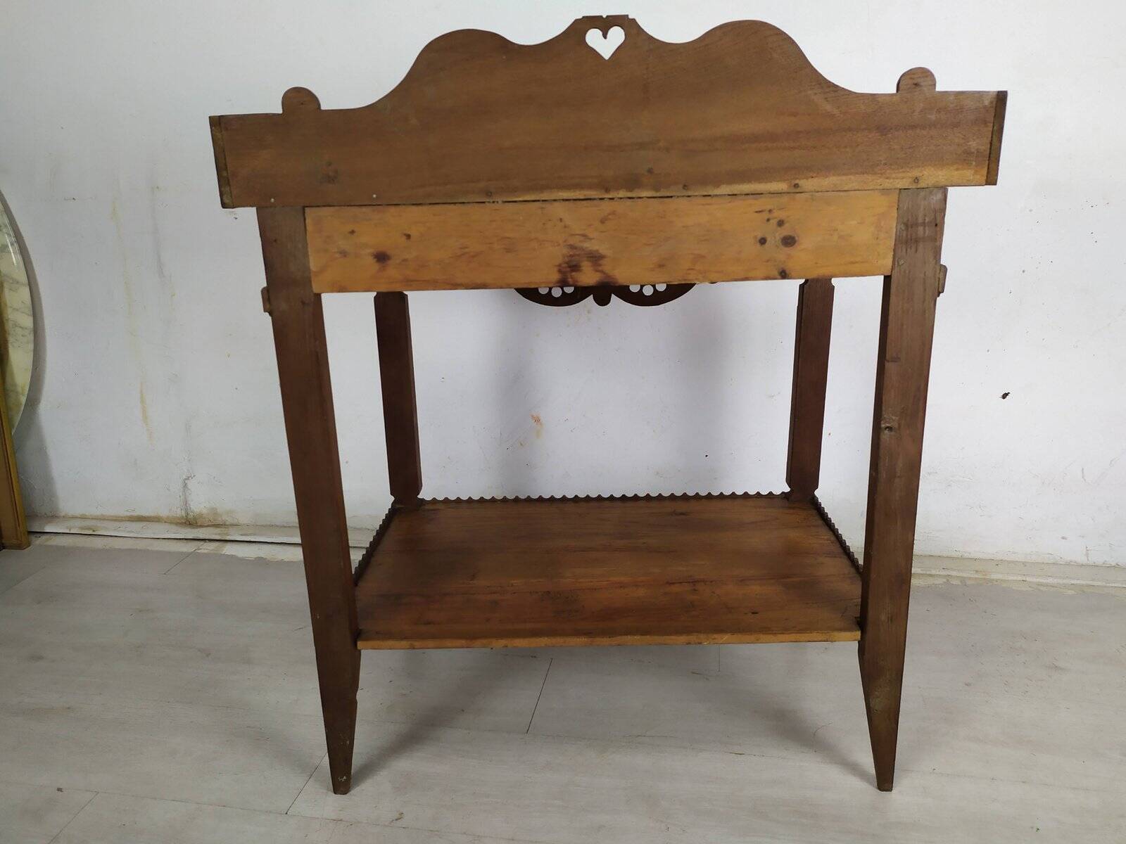 Rustic hairdresser popular art