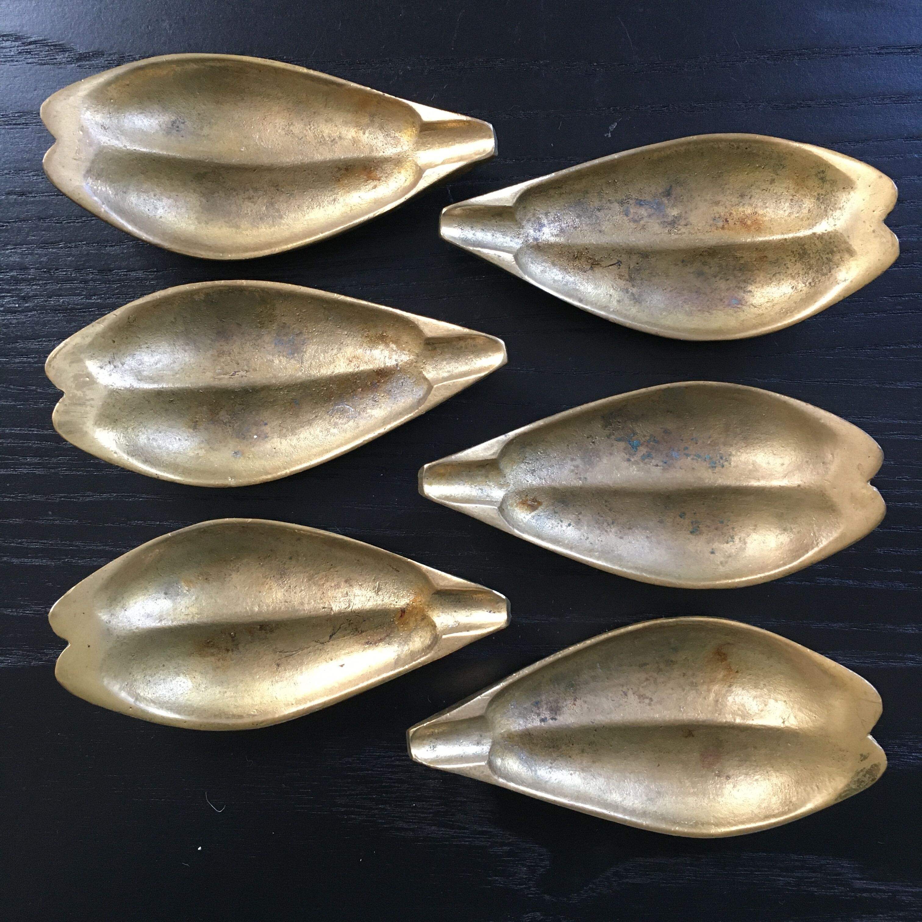 Set of 6 brass cups