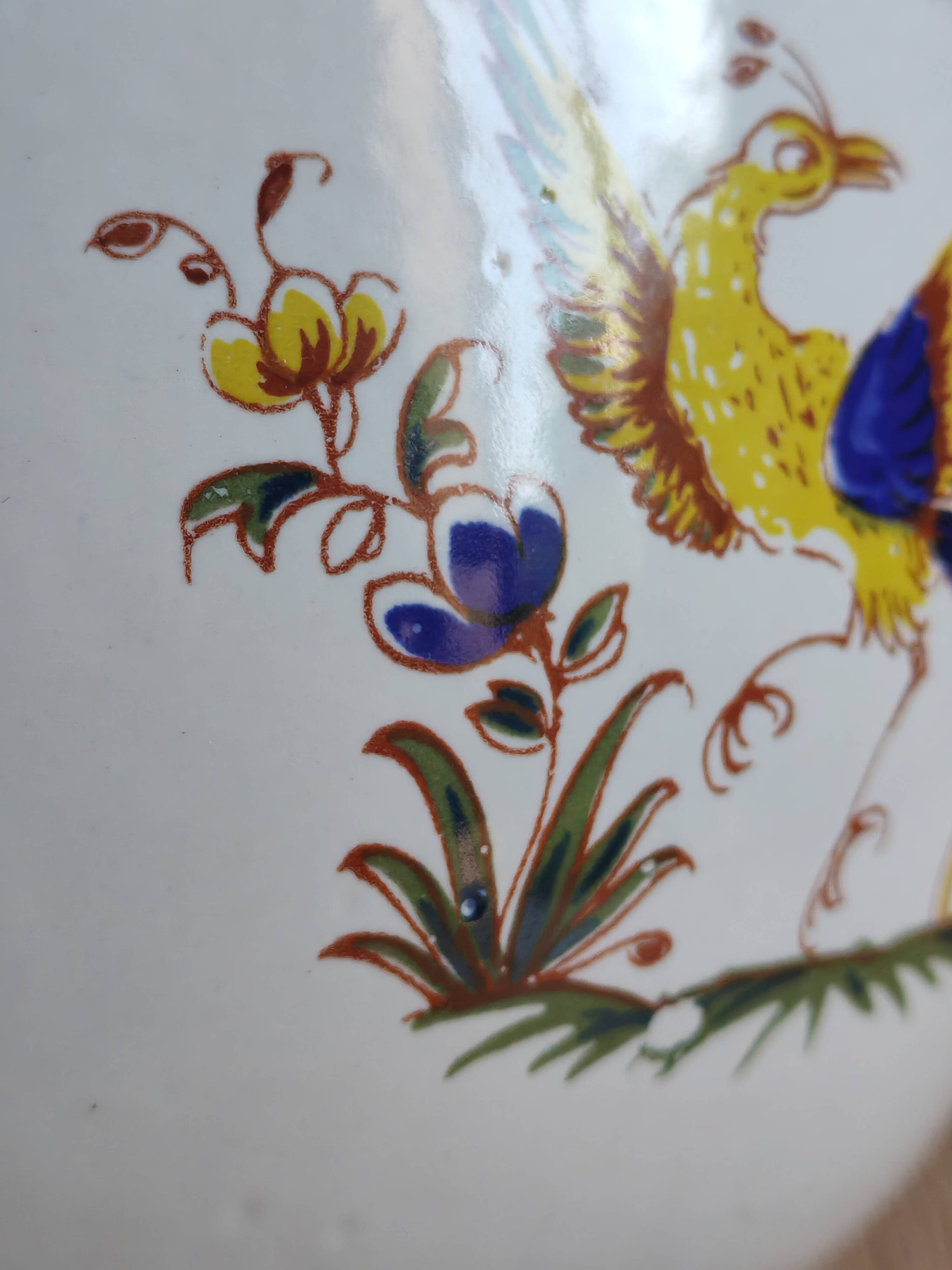 Saladier vintage faïence blanche oiseau exotique style Moustiers